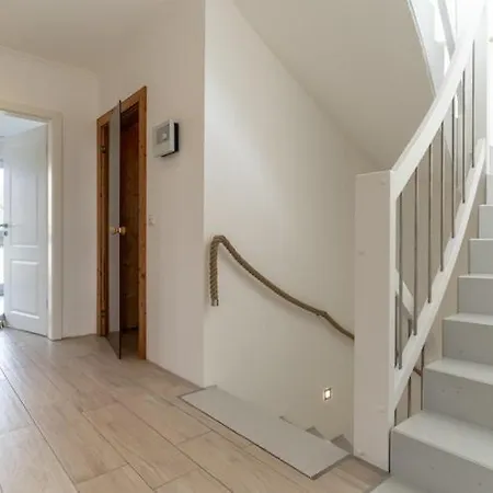 Doppelhaushaelfte Direkt Am Hafen Von Dom wakacyjny Tönning